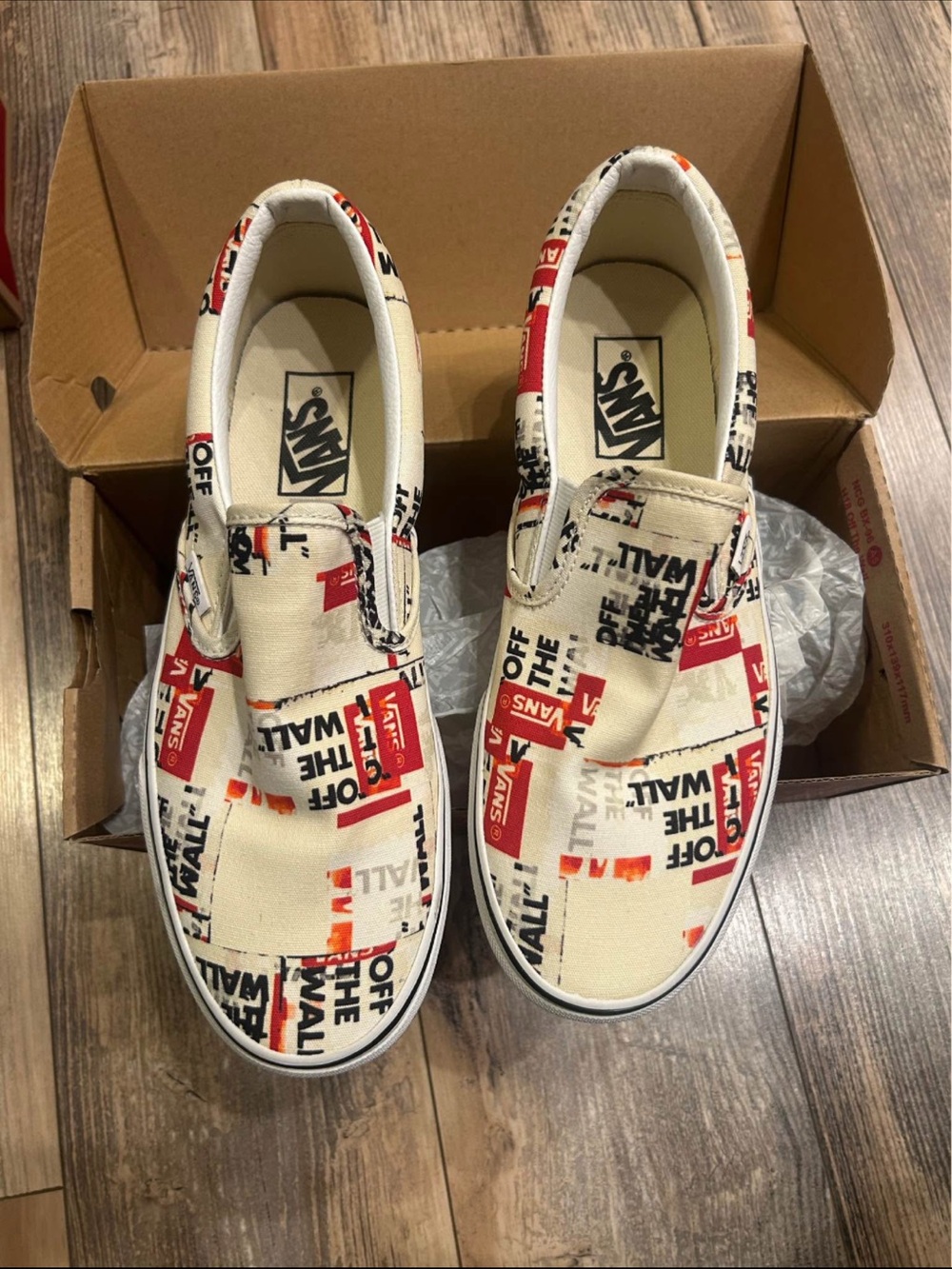 Brand new size 8! Vans Slip-On in White with Red Details